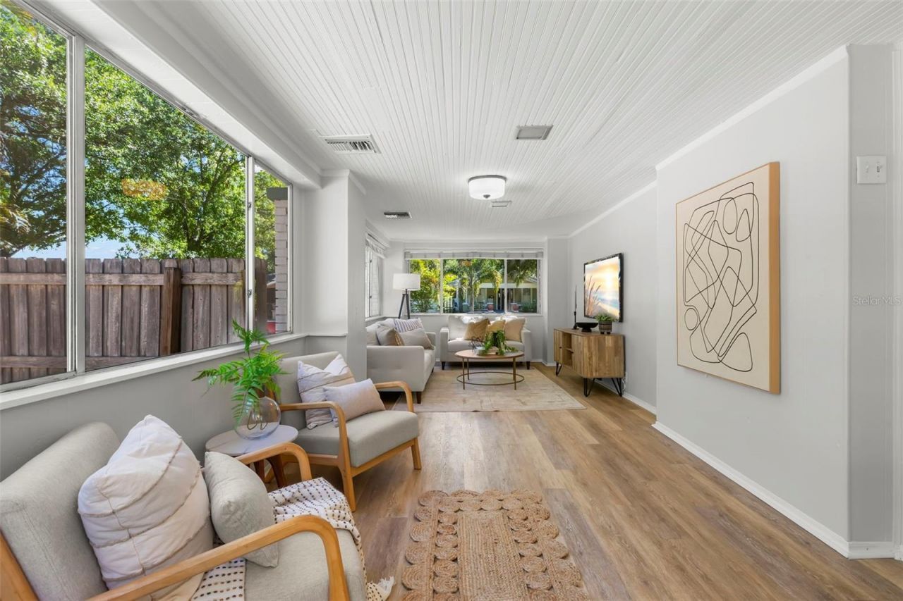 230 27th Street N, Saint Petersburg, FL 33713 Photo