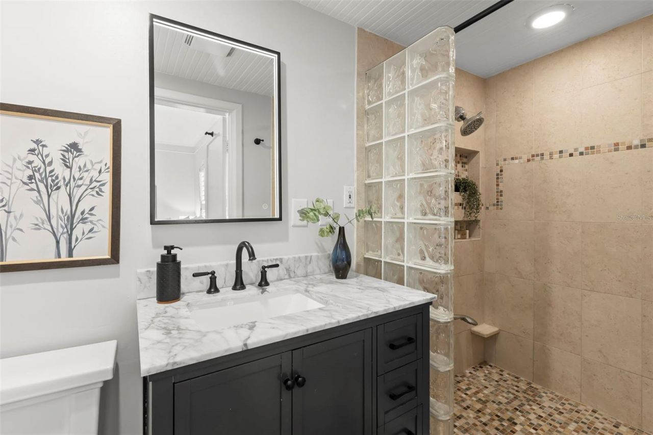 230 27th Street N, Saint Petersburg, FL 33713 Photo