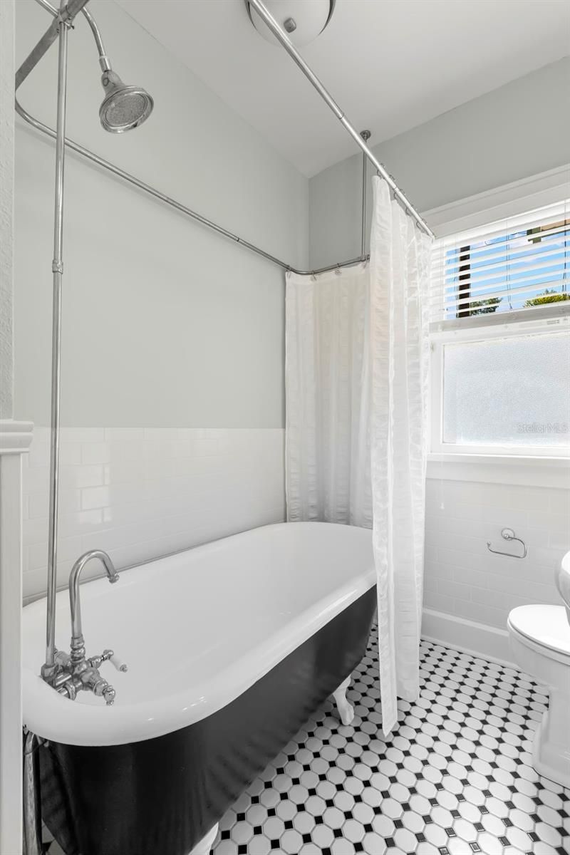 230 27th Street N, Saint Petersburg, FL 33713 Photo