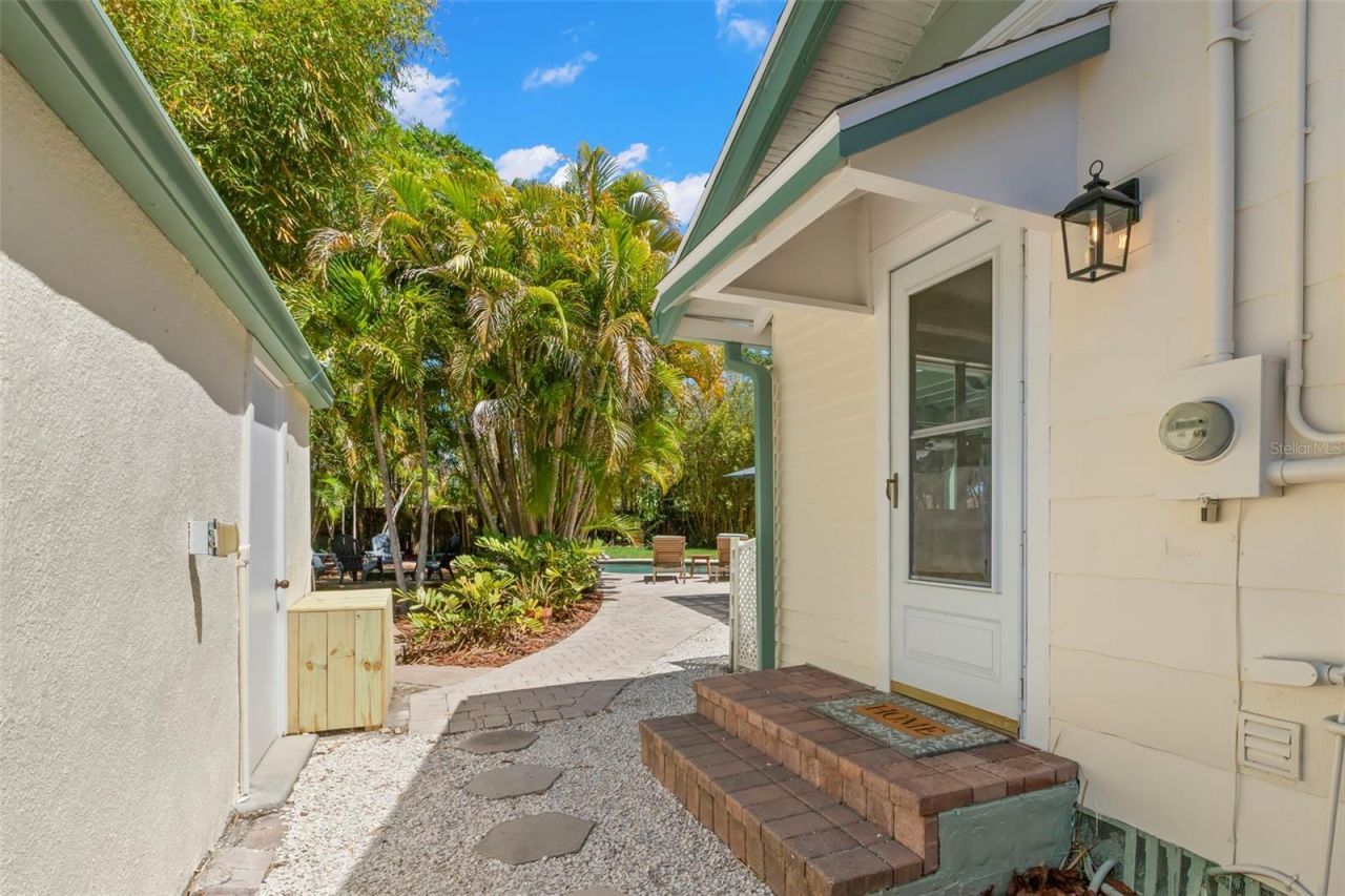 230 27th Street N, Saint Petersburg, FL 33713 Photo