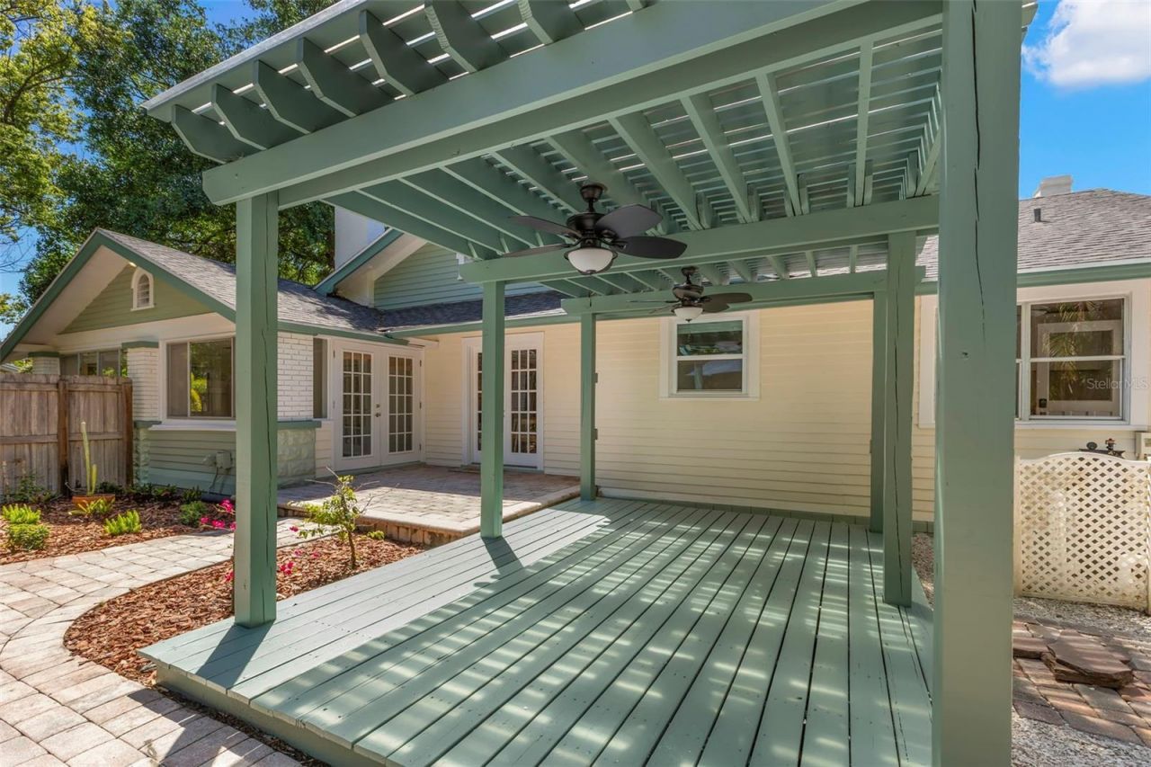 230 27th Street N, Saint Petersburg, FL 33713 Photo