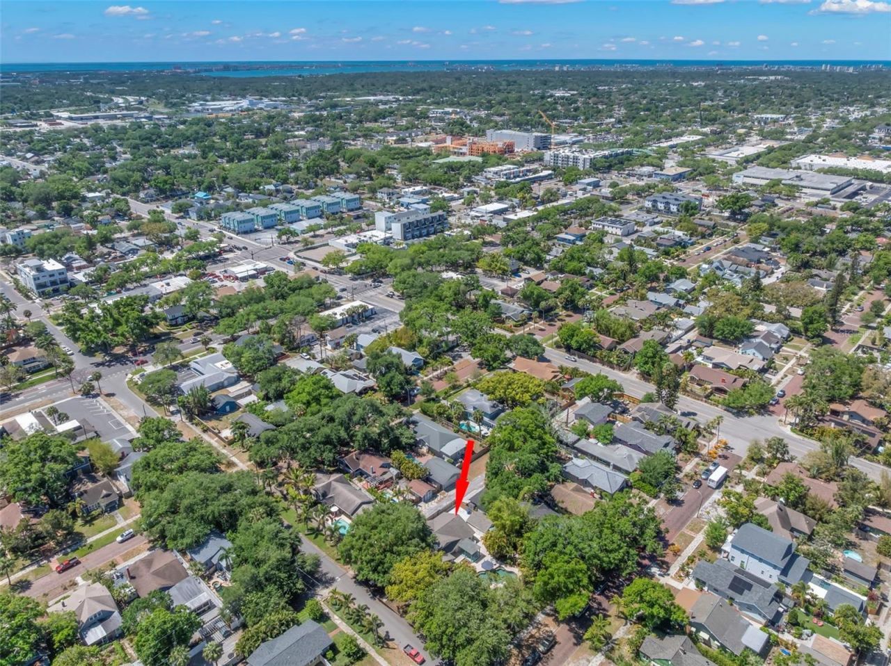 230 27th Street N, Saint Petersburg, FL 33713 Photo