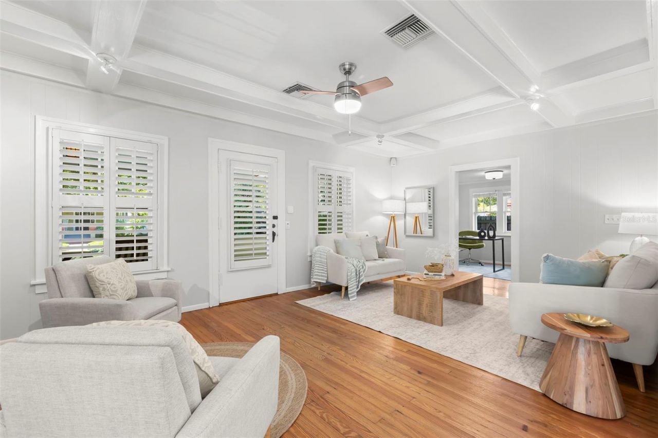 230 27th Street N, Saint Petersburg, FL 33713 Photo