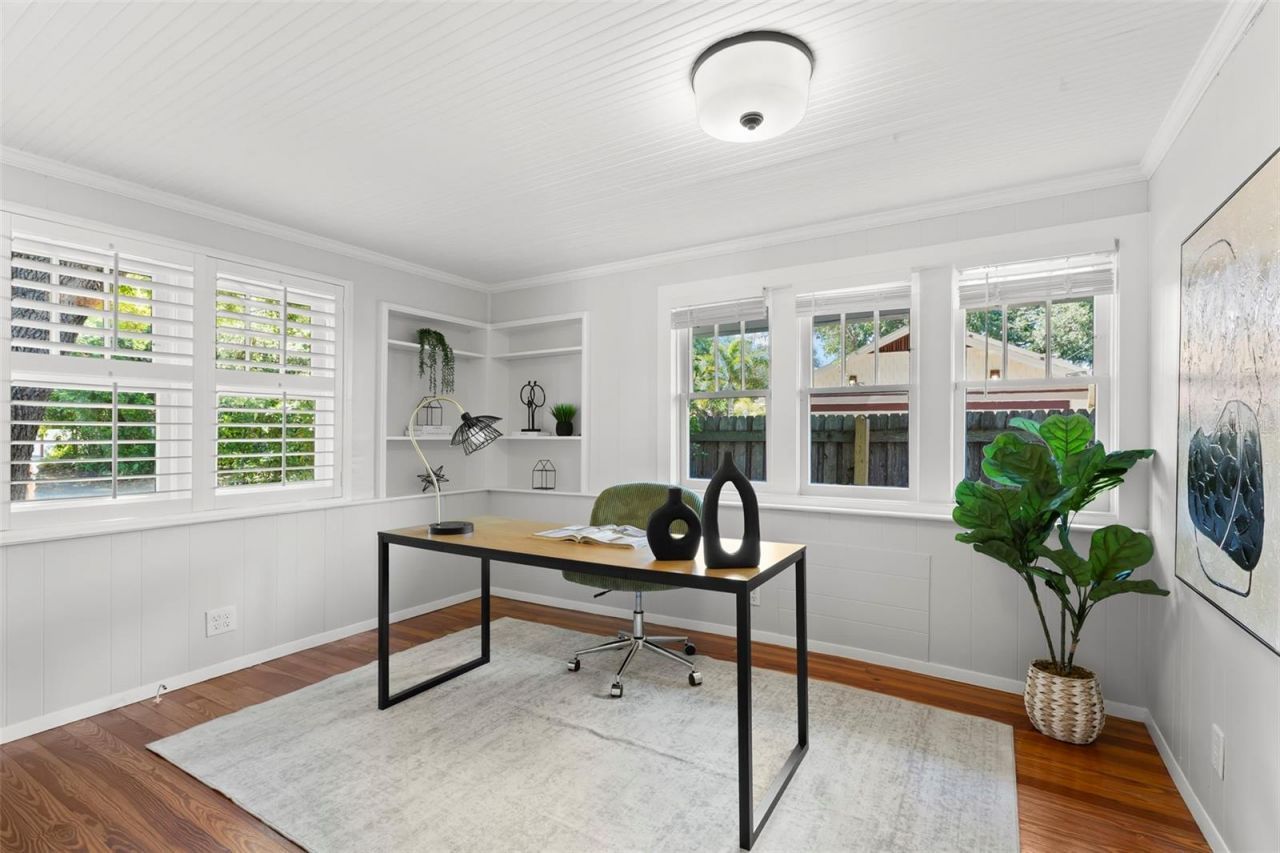 230 27th Street N, Saint Petersburg, FL 33713 Photo