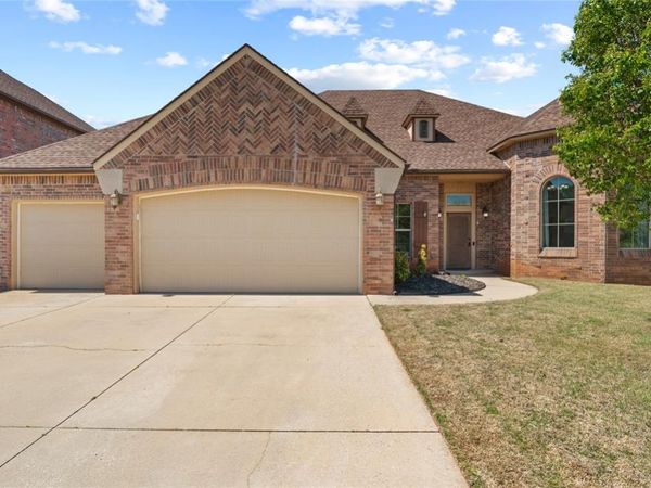 13617 Keswick Lane, Yukon, OK 73099