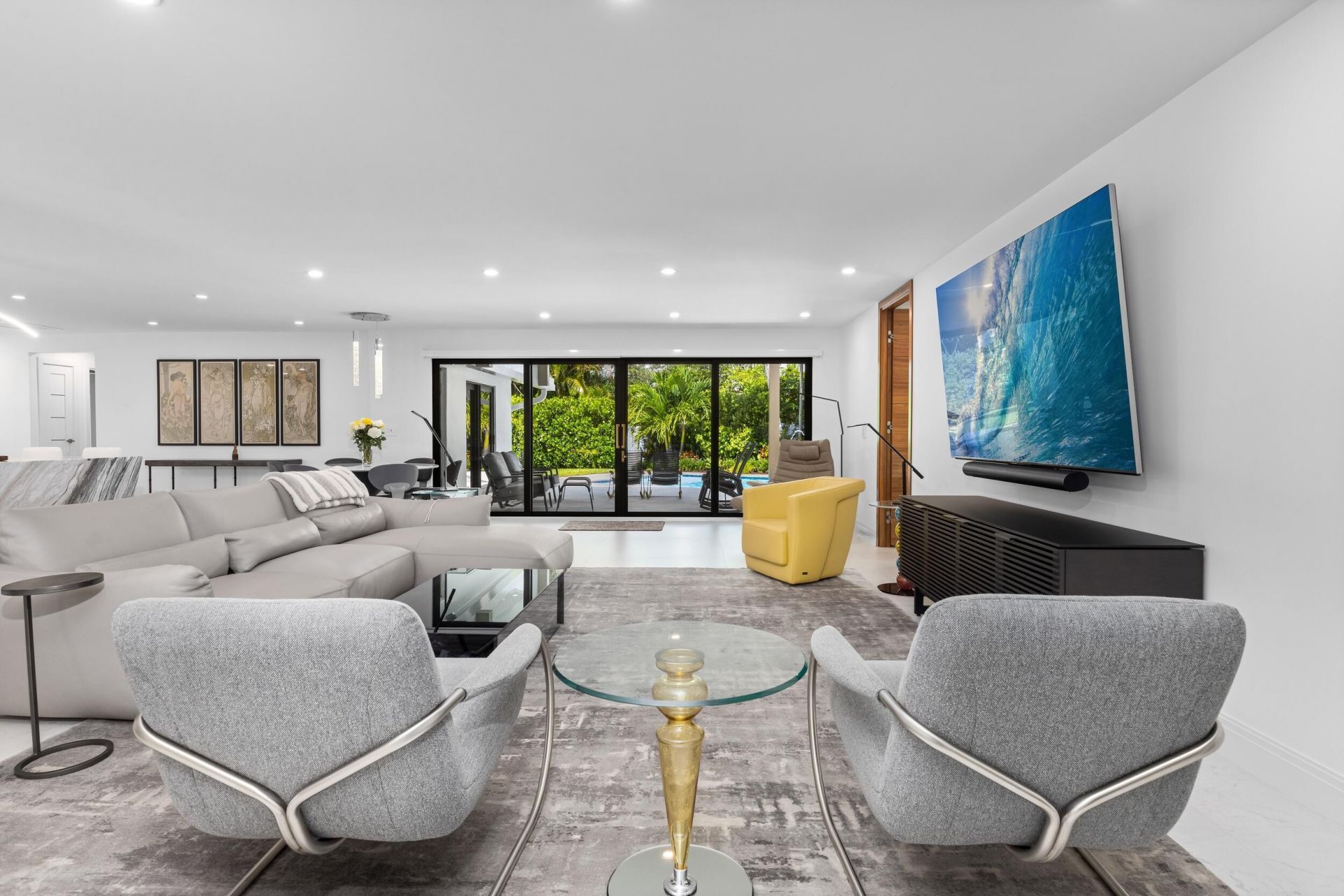 843 NE Mulberry Drive, Boca Raton, FL 33487 Photo