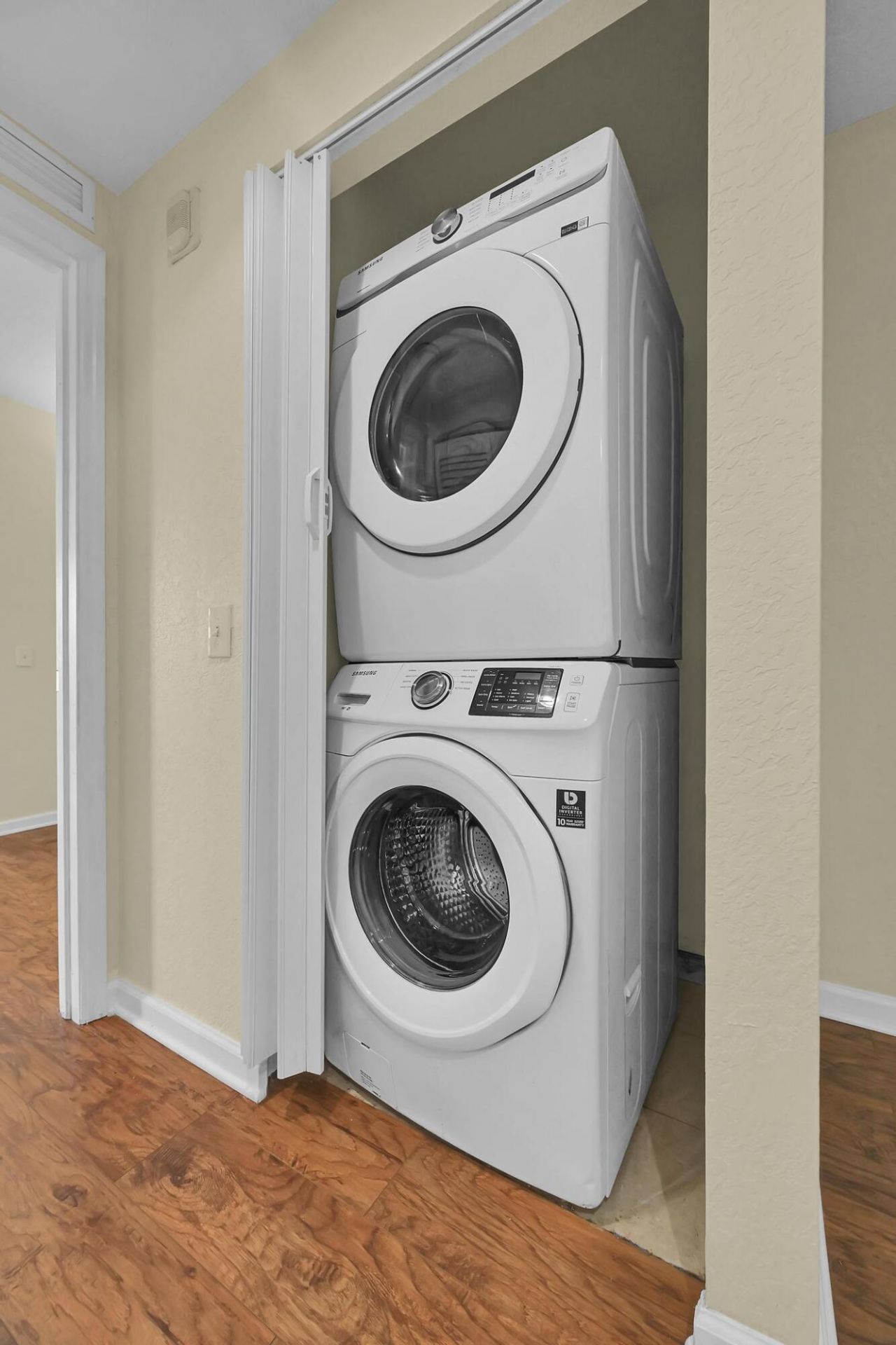 1650 Presidential Way, Unit 504, West Palm Beach, FL 33401 Photo