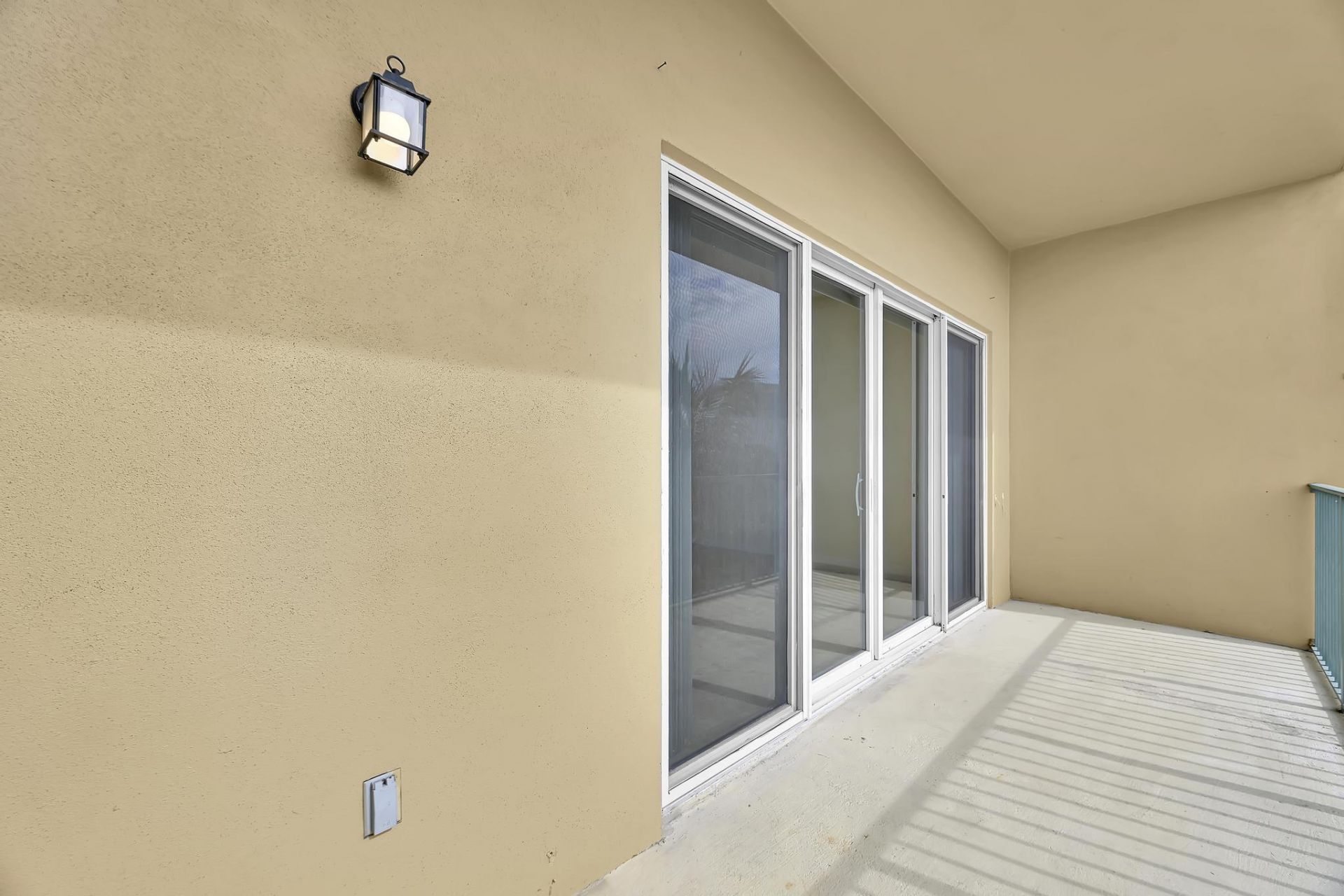 1650 Presidential Way, Unit 504, West Palm Beach, FL 33401 Photo