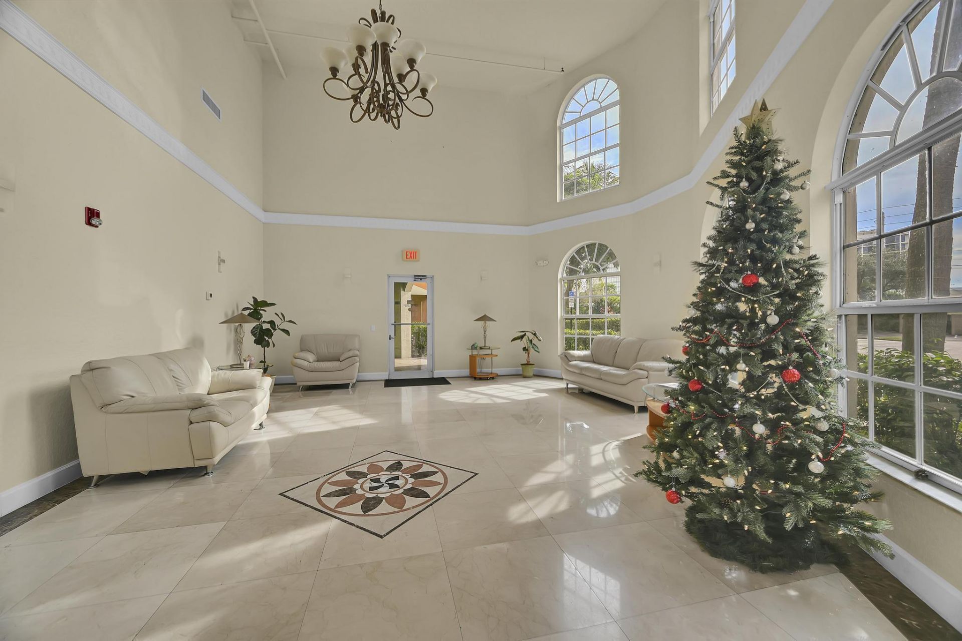 1650 Presidential Way, Unit 504, West Palm Beach, FL 33401 Photo