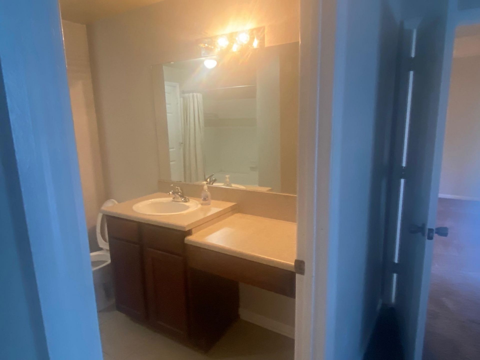 2801 Chancellorsville Drive, Unit 906, Tallahassee, FL 32312 Photo