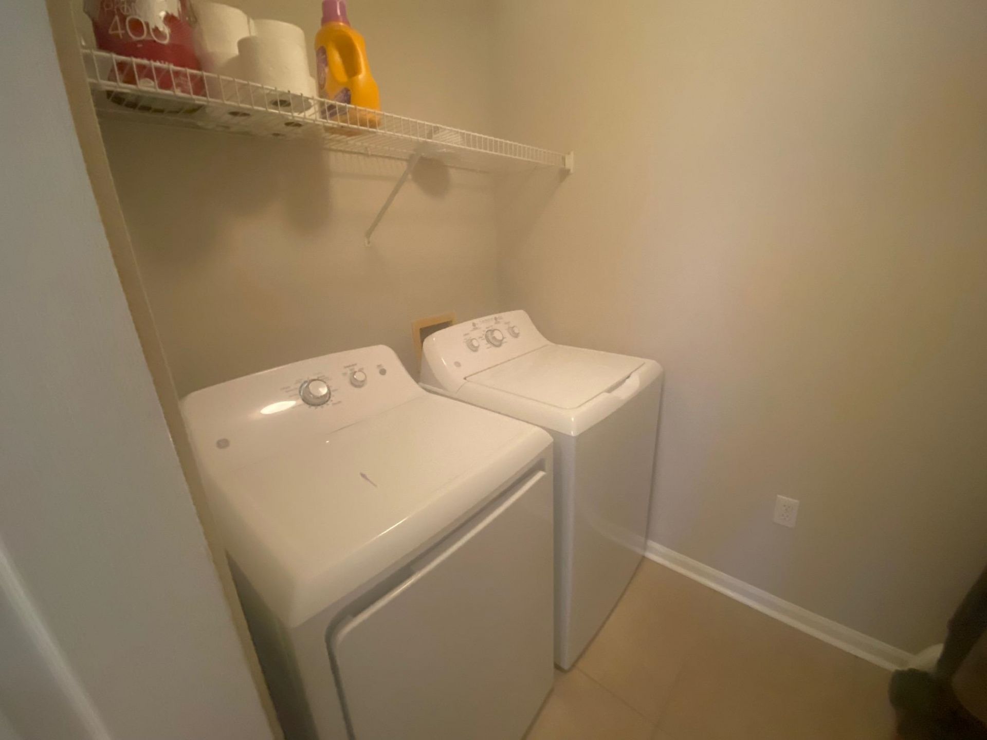 2801 Chancellorsville Drive, Unit 906, Tallahassee, FL 32312 Photo