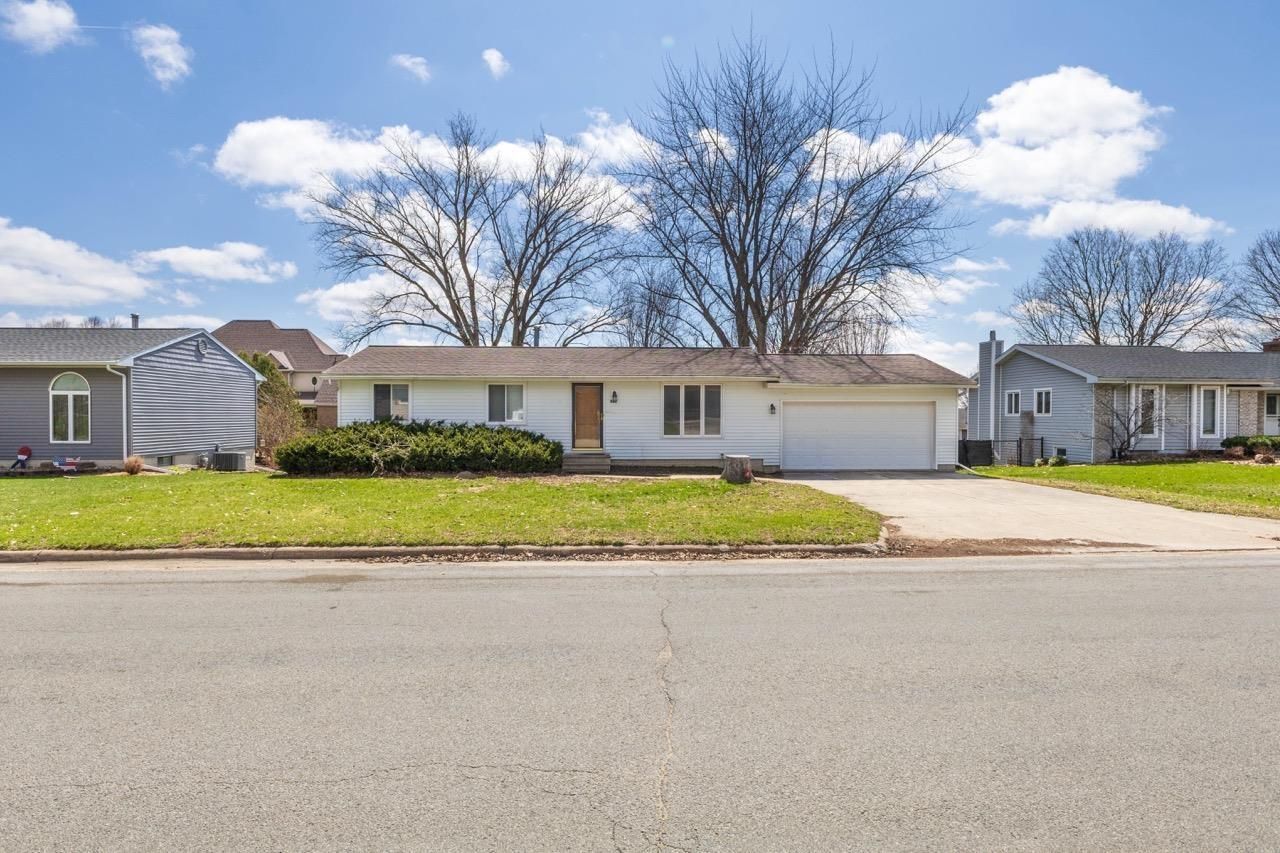 531 Prestien Drive, Denver, IA 50622 Main Photo