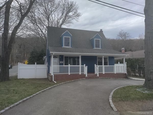 15 Ketcham Place, Melville, NY 11747