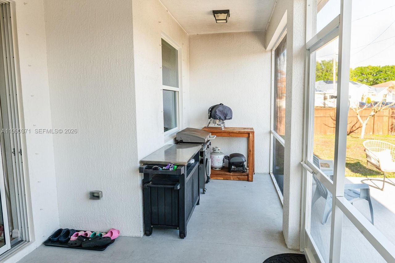 222 SW Kestor Dr, Port Saint Lucie, FL 34953 Photo