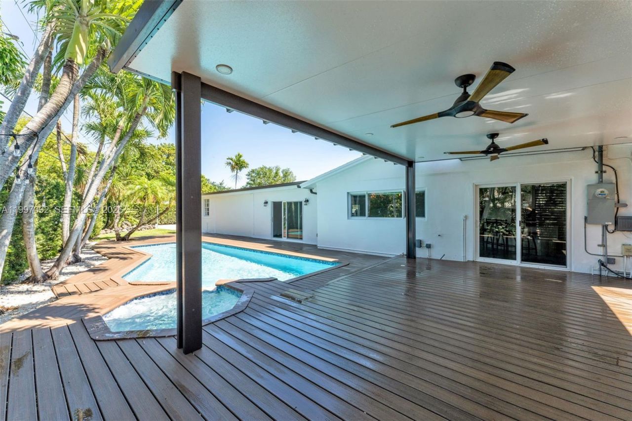 12001 SW 41st Dr, Miami, FL 33175 Photo