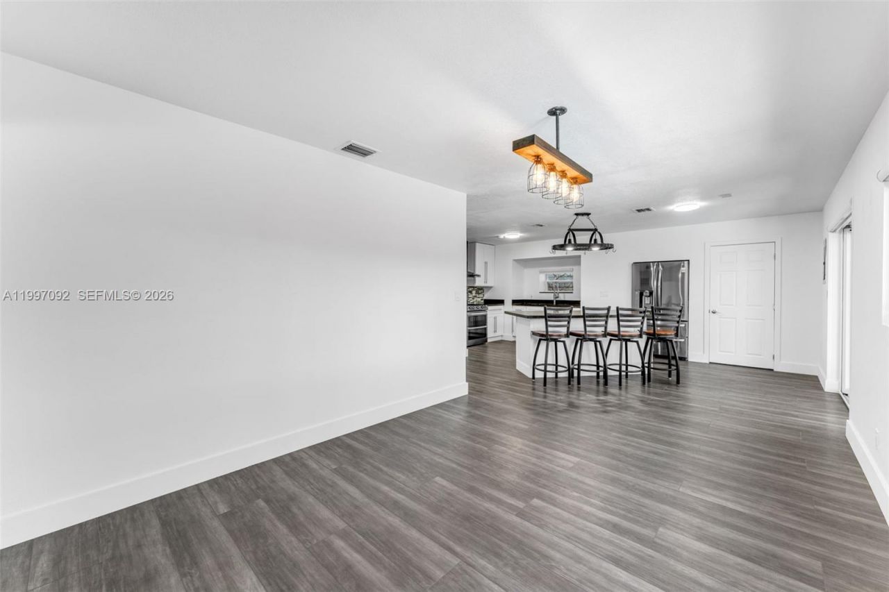 12001 SW 41st Dr, Miami, FL 33175 Photo