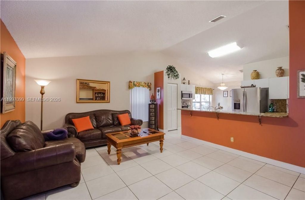 709 NW 177th Ave , Pembroke Pines, FL 33029 Photo