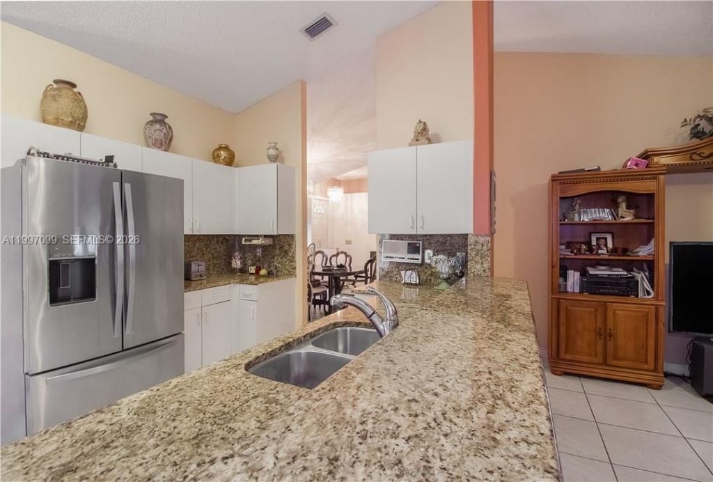 709 NW 177th Ave , Pembroke Pines, FL 33029 Photo