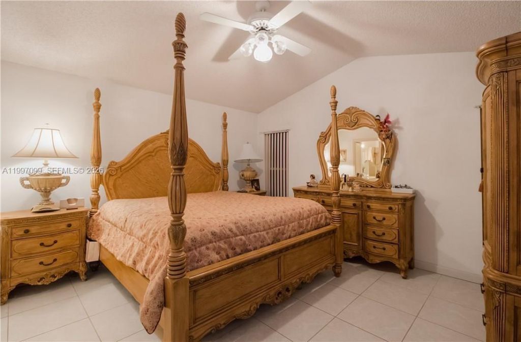 709 NW 177th Ave , Pembroke Pines, FL 33029 Photo