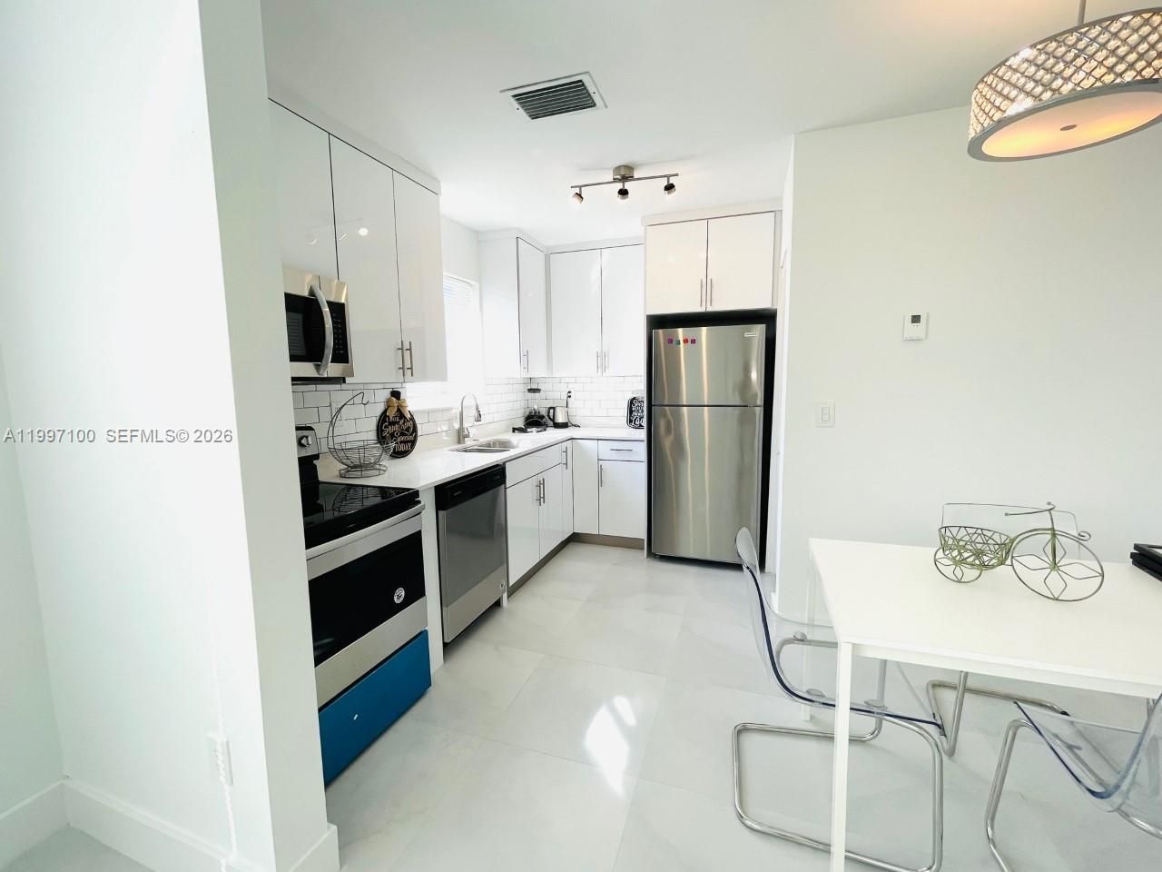 1515 NE 110th St, Unit 1, Miami, FL 33161 Photo