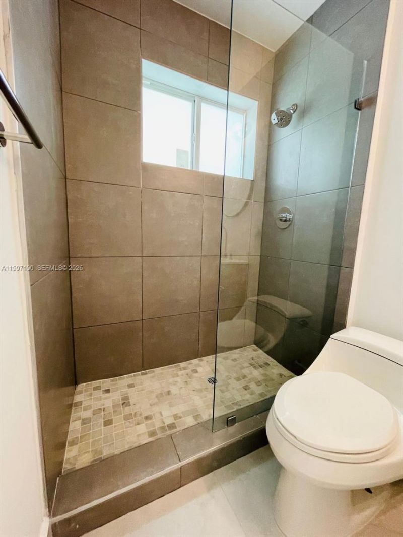 1515 NE 110th St, Unit 1, Miami, FL 33161 Photo