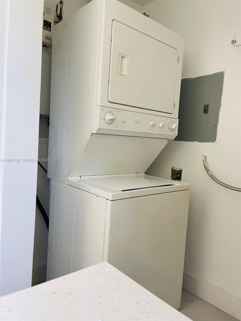 1515 NE 110th St, Unit 1, Miami, FL 33161 Photo