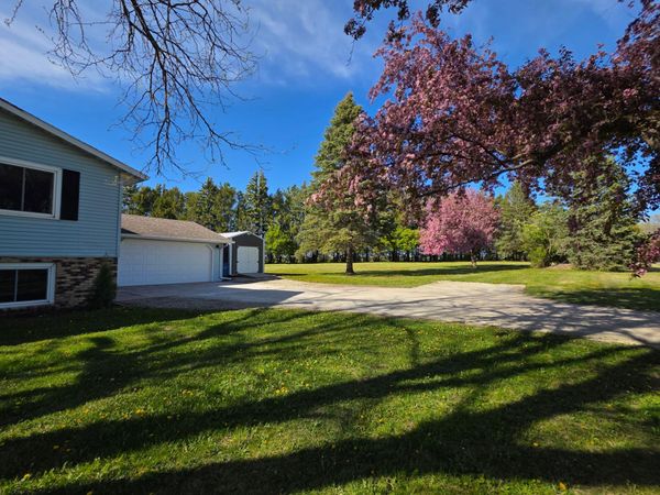 22602 617th Street, Mantorville, MN 55955