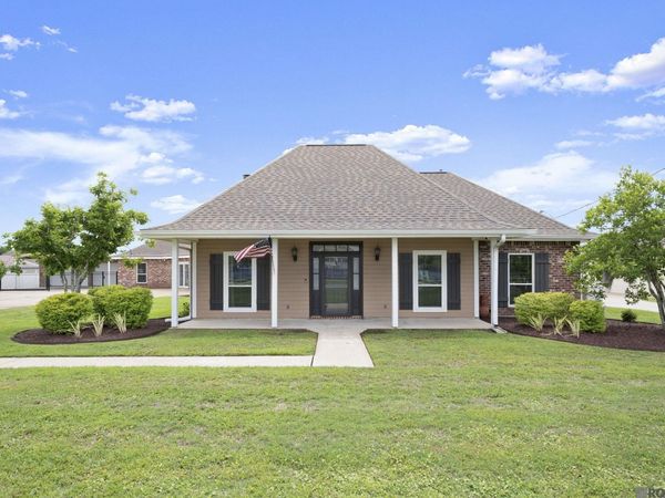 40157 Parker Rd, Prairieville, LA 70769