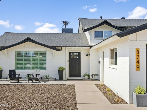 8749 E MONTEBELLO Avenue, Scottsdale, AZ 85250