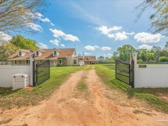 5556 Chalker Rd Molino, FL 32577