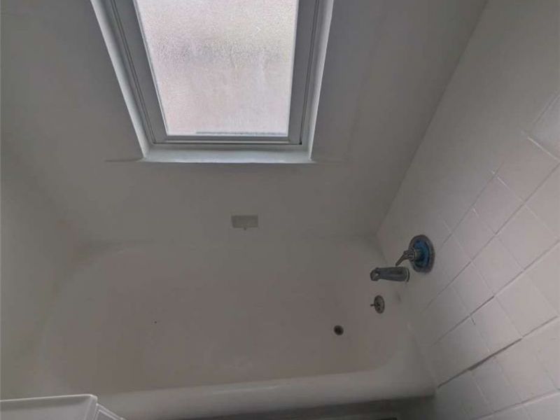 1874 Marloes Avenue, East Cleveland, OH 44112 Photo 12