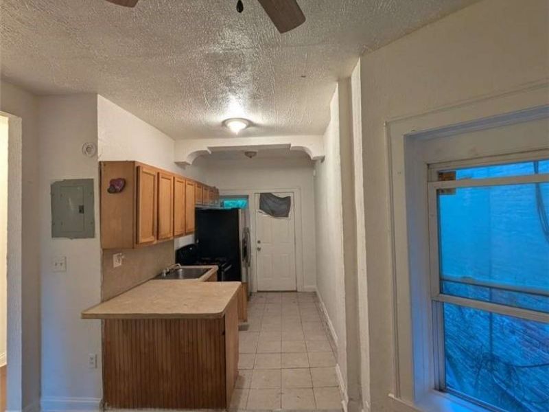 1874 Marloes Avenue, East Cleveland, OH 44112 Photo 22