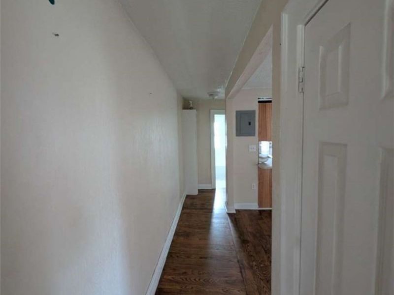 1874 Marloes Avenue, East Cleveland, OH 44112 Photo 25