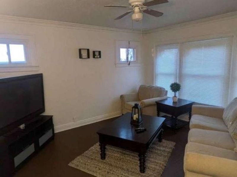 1874 Marloes Avenue, East Cleveland, OH 44112 Photo 5