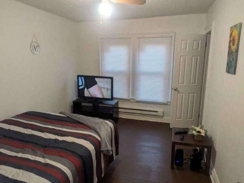 1874 Marloes Avenue , East Cleveland, OH 44112 Photo 6