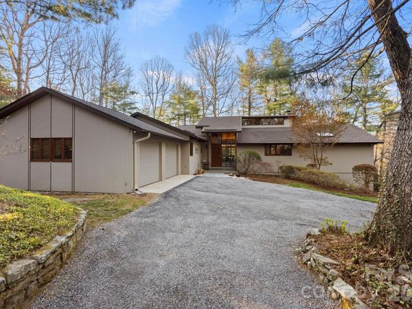 207 Maple Hill Drive , Flat Rock, NC 28731