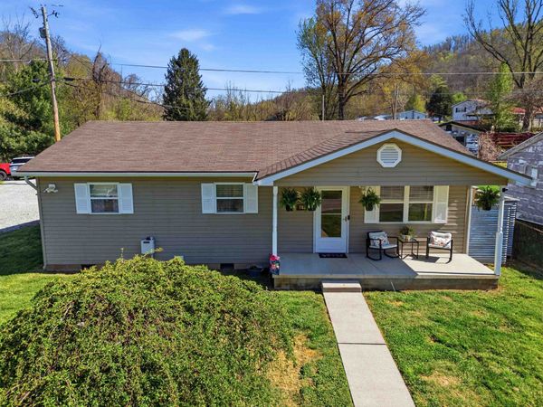 7487 County Road 15, Chesapeake, OH 45619