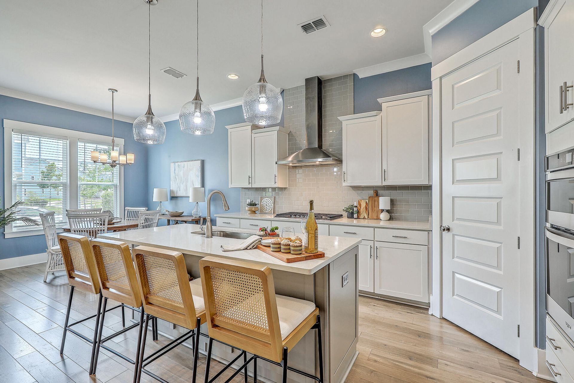 3125 Sturbridge Road Photo 6