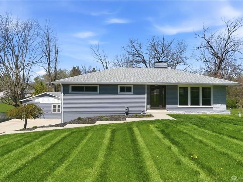 2930 E Leffel Lane, Springfield Township, OH 45505 Photo 1