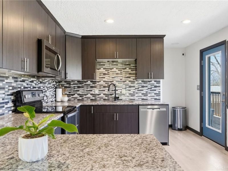 2930 E Leffel Lane, Springfield Township, OH 45505 Photo 15