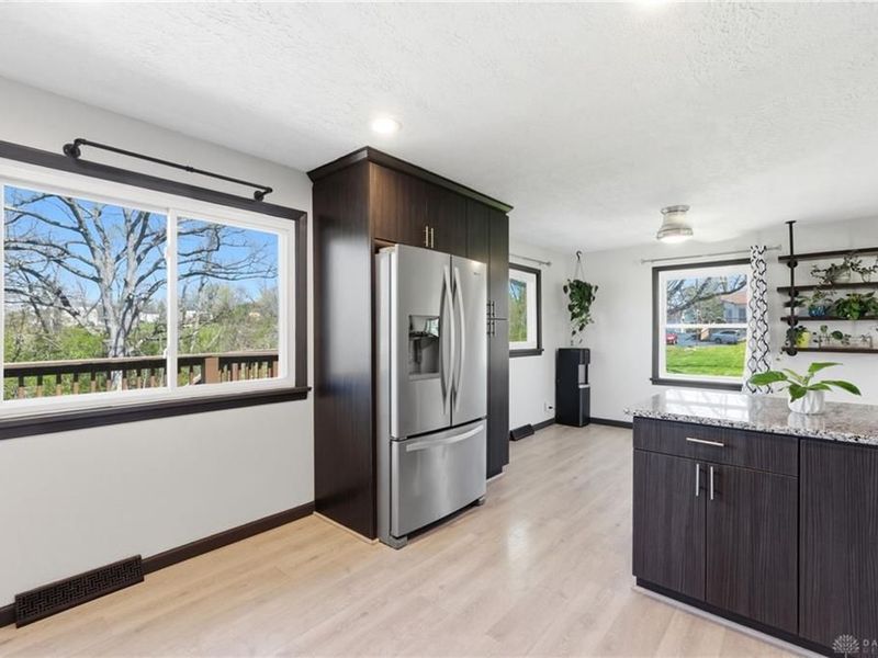 2930 E Leffel Lane, Springfield Township, OH 45505 Photo 17