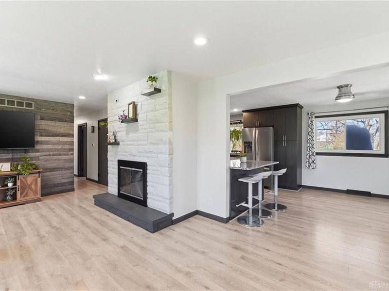 2930 E Leffel Lane, Springfield Township, OH 45505 Photo 9