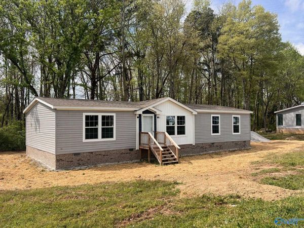 106 Martin Lane, Guntersville, AL 35976