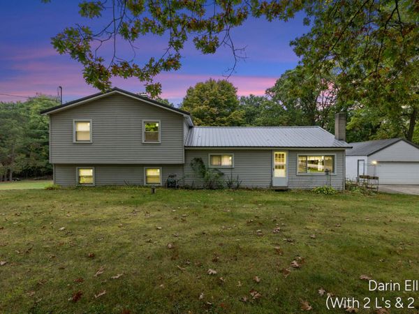 3721 E Stage Road, Ionia, MI 48846