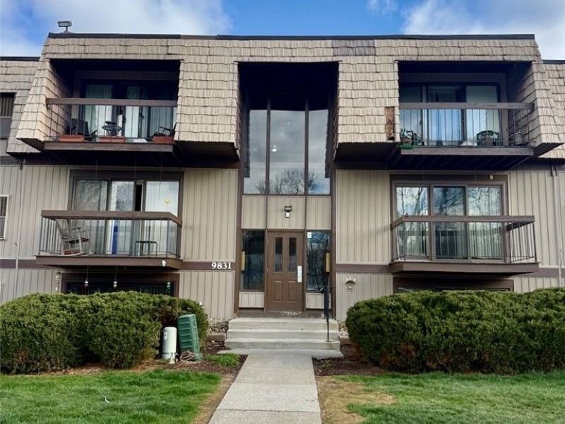 9831 Sunrise Boulevard , Unit P27, North Royalton, OH 44133 Photo 1