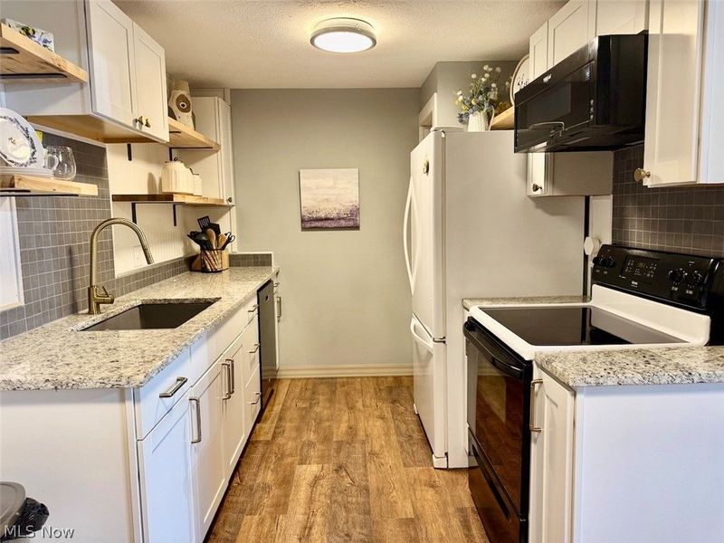 9831 Sunrise Boulevard , Unit P27, North Royalton, OH 44133 Photo 15