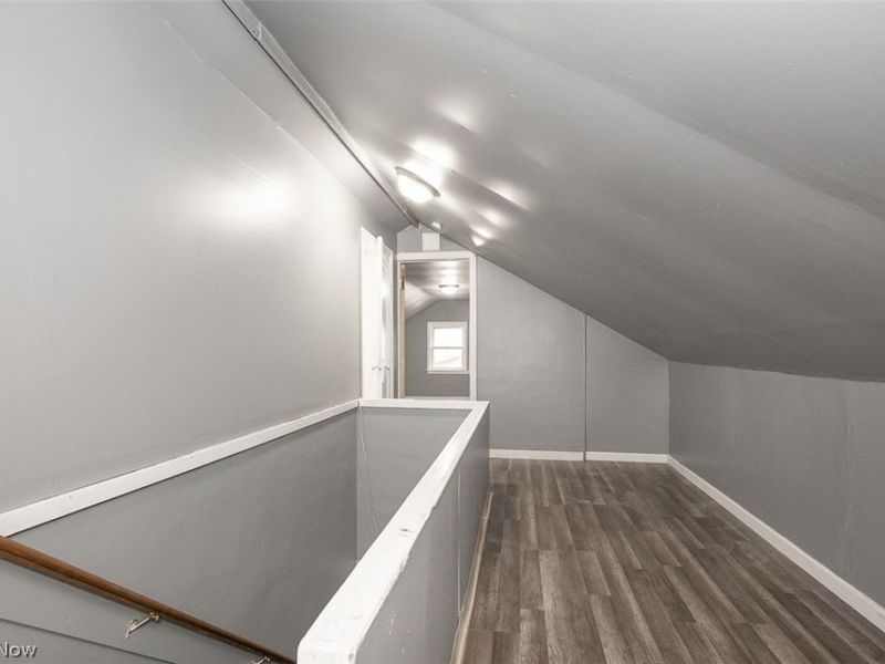 7915 Vineyard Avenue , Cleveland, OH 44105 Photo 21