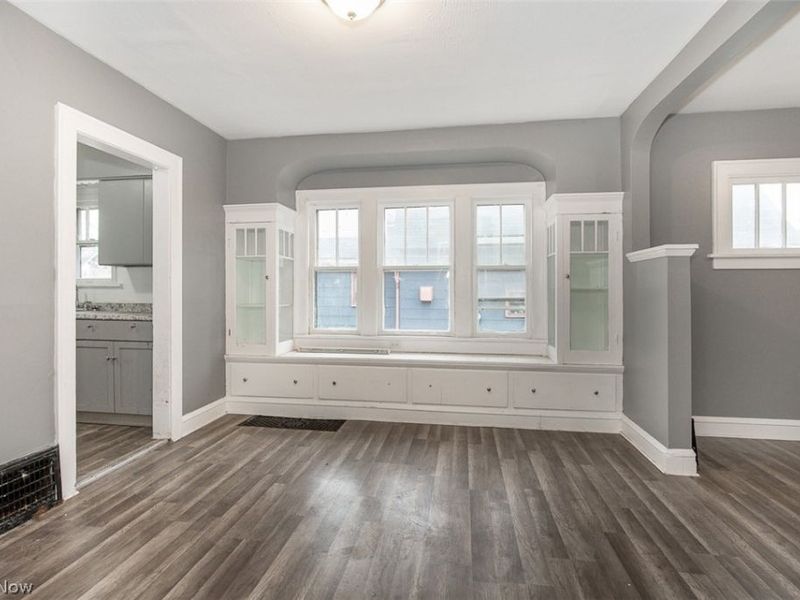 7915 Vineyard Avenue , Cleveland, OH 44105 Photo 7