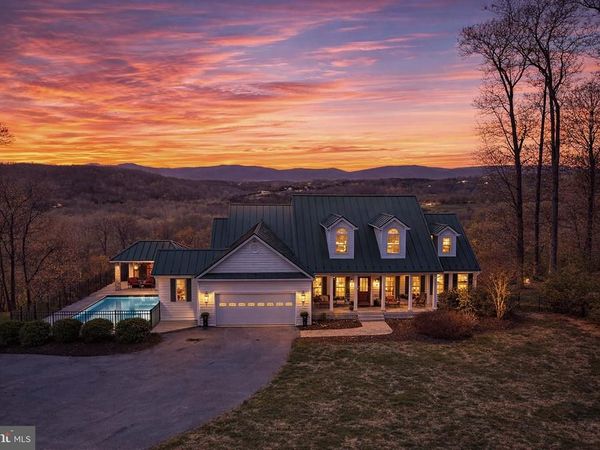 400 DEER RUN CIRCLE, FRONT ROYAL, VA 22630