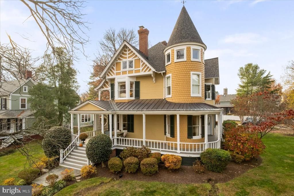 10400 MONTGOMERY AVENUE, KENSINGTON, MD 20895